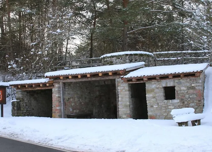 Дом отдыха In Wiesbaum With Barbecue Wiesbaum